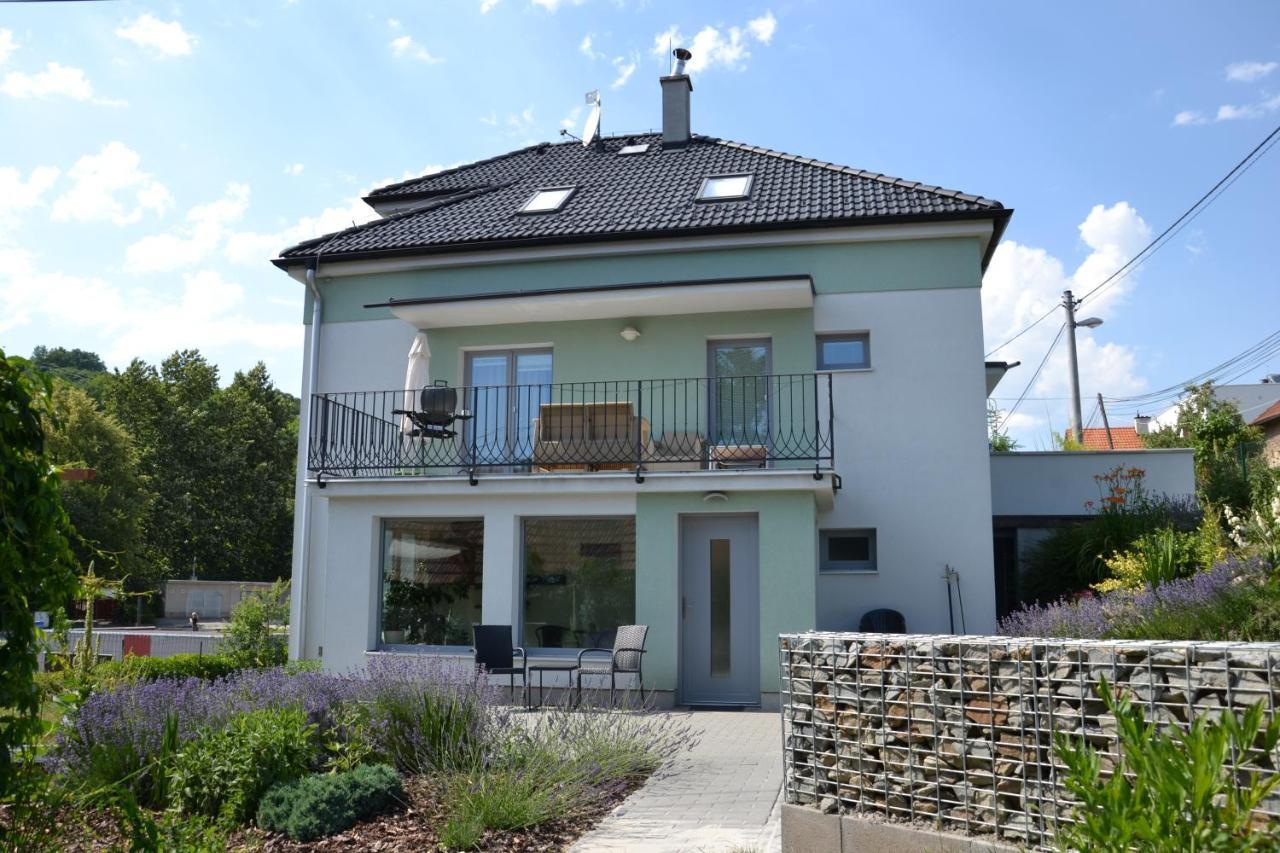 Luha Apartment